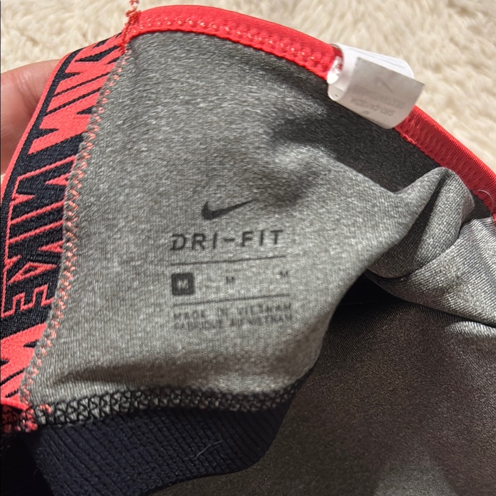 Nike Colorblock Sports Bra - Picture 2 of 5